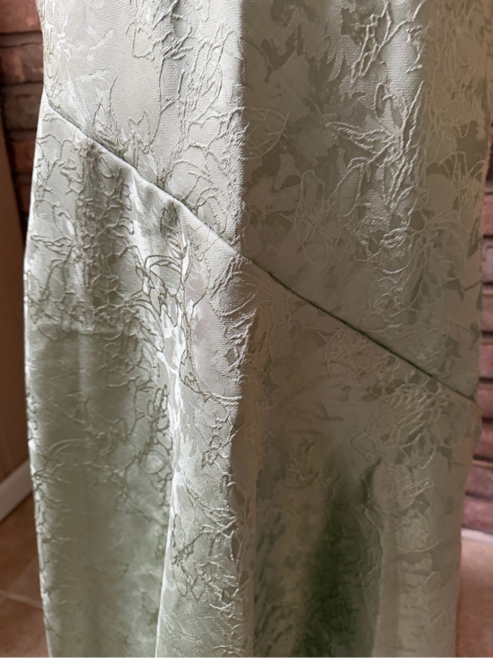Elegant Sage Green Lace Evening Dress - Picture 12 of 13